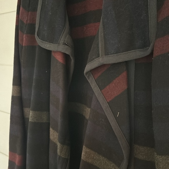 Aritzia Babaton Jacket - Picture 3 of 4